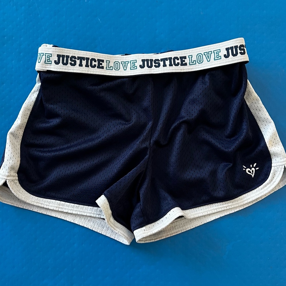 Justice girls athletic shorts Navy Blue girls size 14
#justicegirl